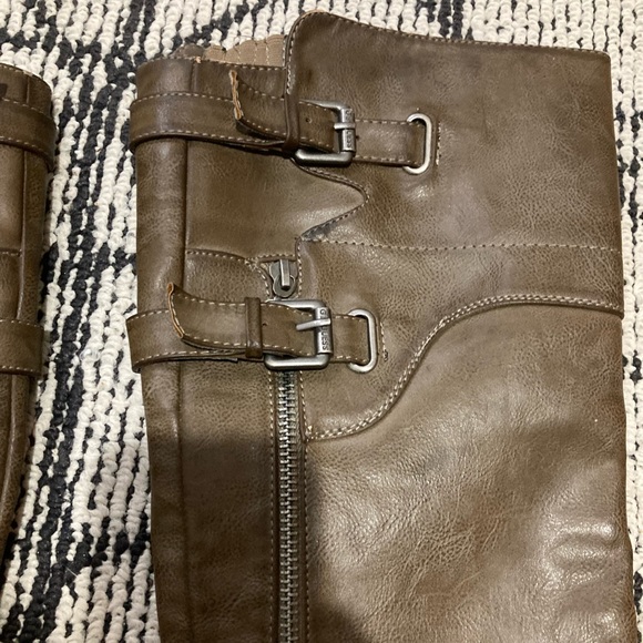 Guess boots size 8.5 - Picture 2 of 9